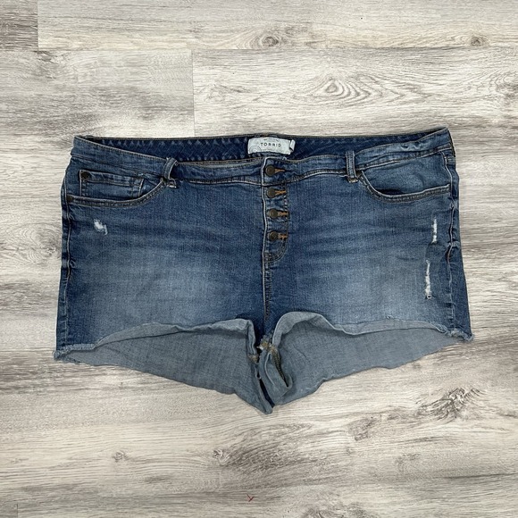 Torrid Denim Shorts Button Fly Distressed Frayed Hem Plus Size‎ 24 - Picture 1 of 8